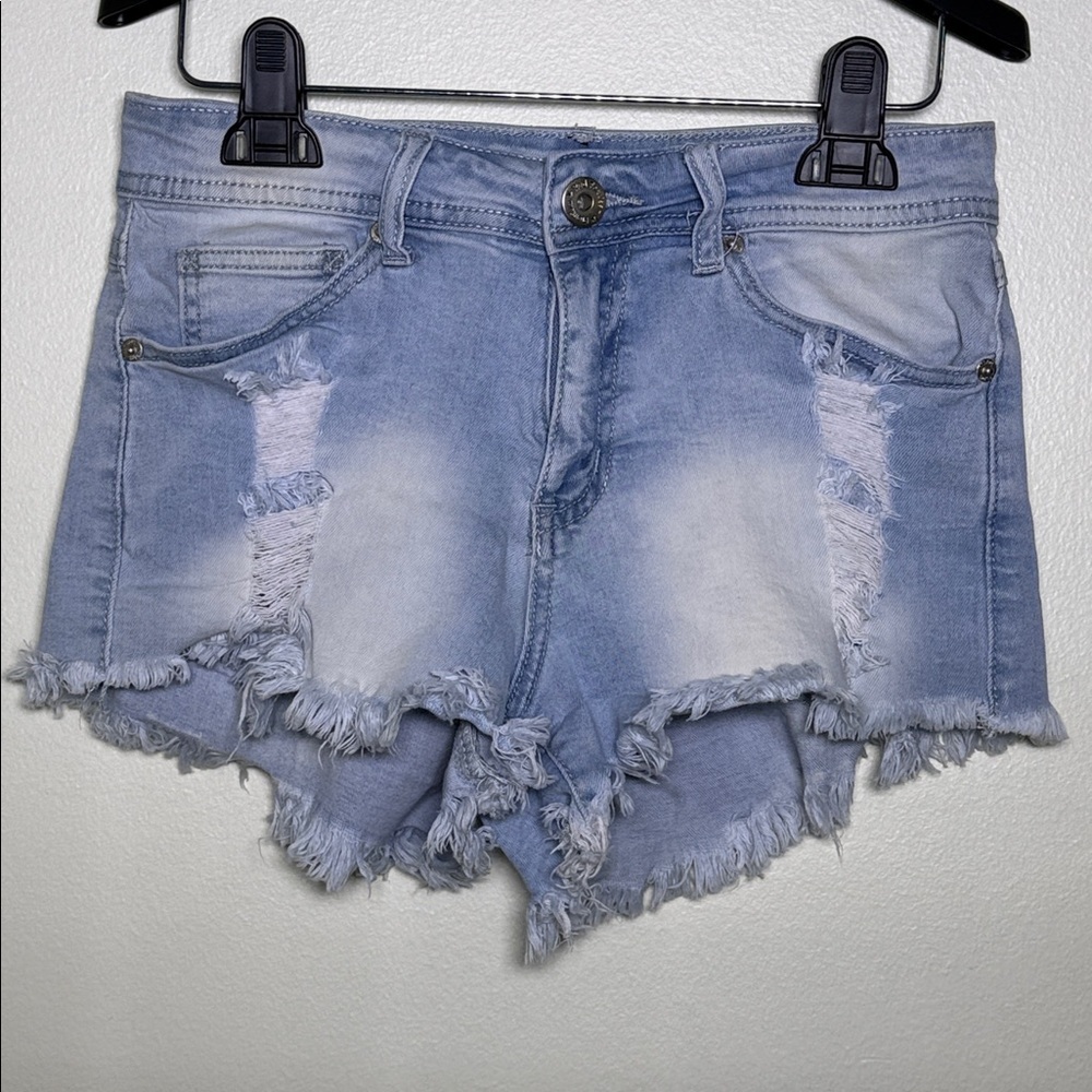 Red Fox Distressed Light Wash Denim Shorts | Size Medium